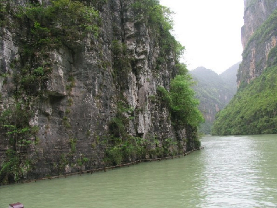 《三峡》课件 (5)_第3页