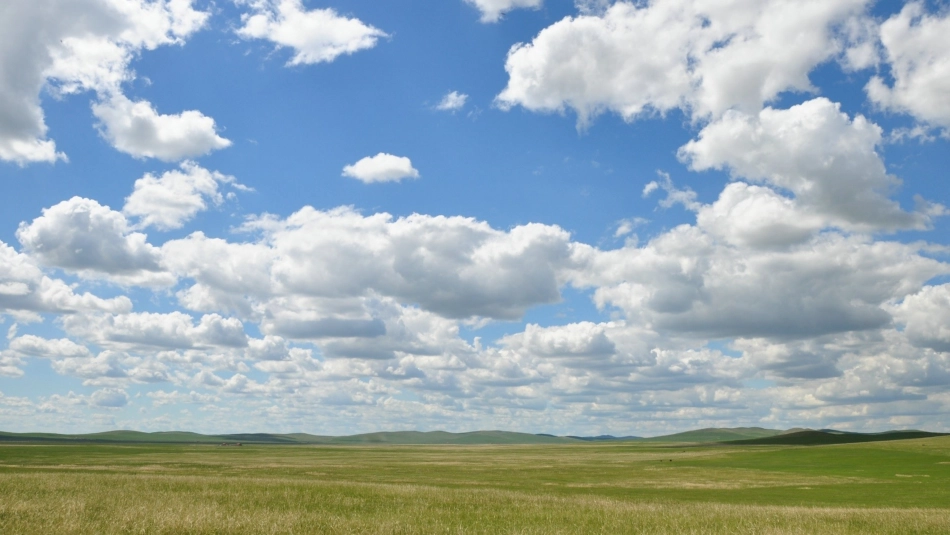 8、人类唯一的家园_第1页