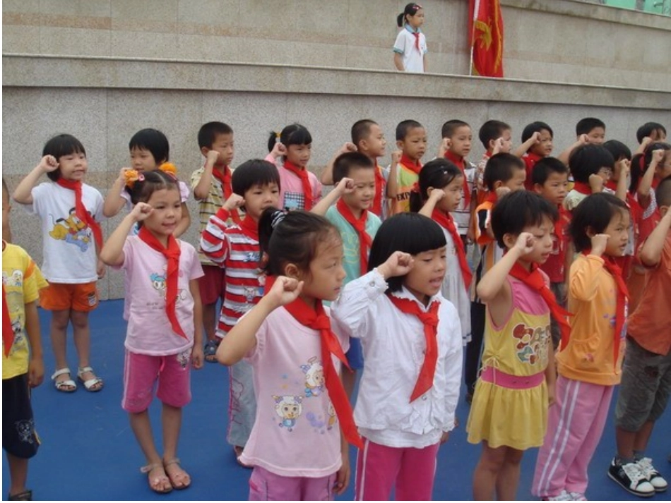 红领巾真好1修改后_第2页