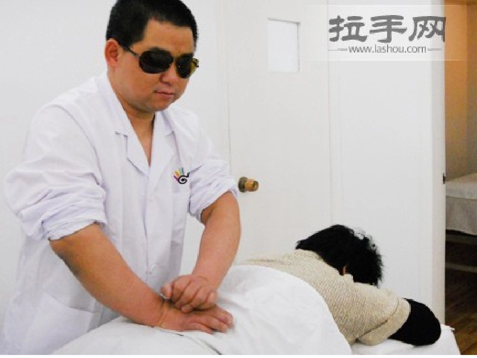 苏教版四年级下册习作7_课件_第2页