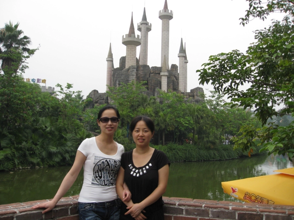 新目标英语八年级上Unit6课件_第2页