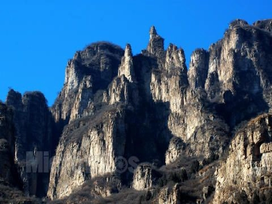 《狼牙山五壮士》ppt课件1_第3页