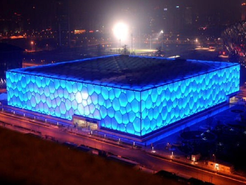 【数学】13空间几何体的表面积与体积课件（人教版A必修2）5_第2页