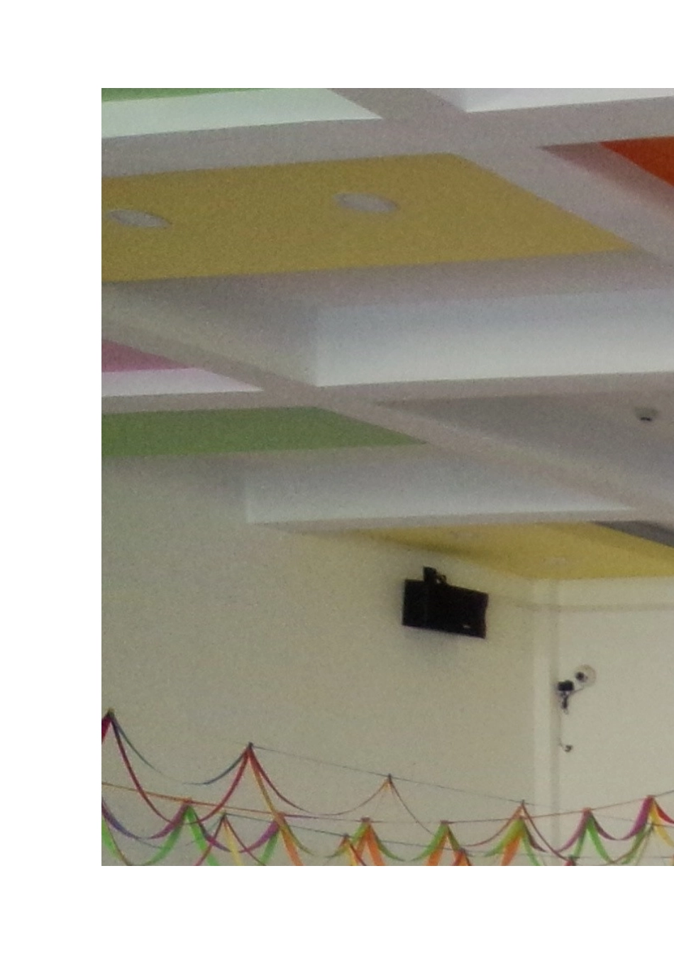 小班户外活动：《好玩的凳子》_第2页