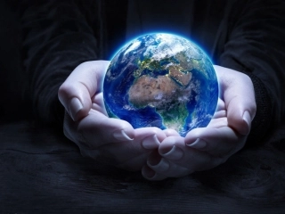 《我们只有一个地球》PPT