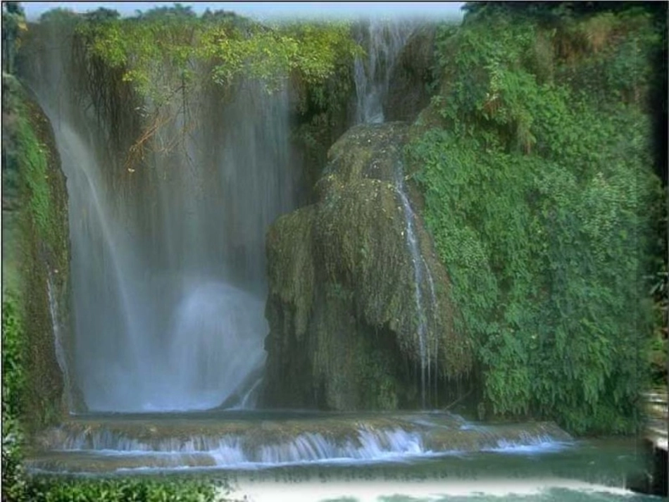 《17黄果树瀑布》PPT_第2页