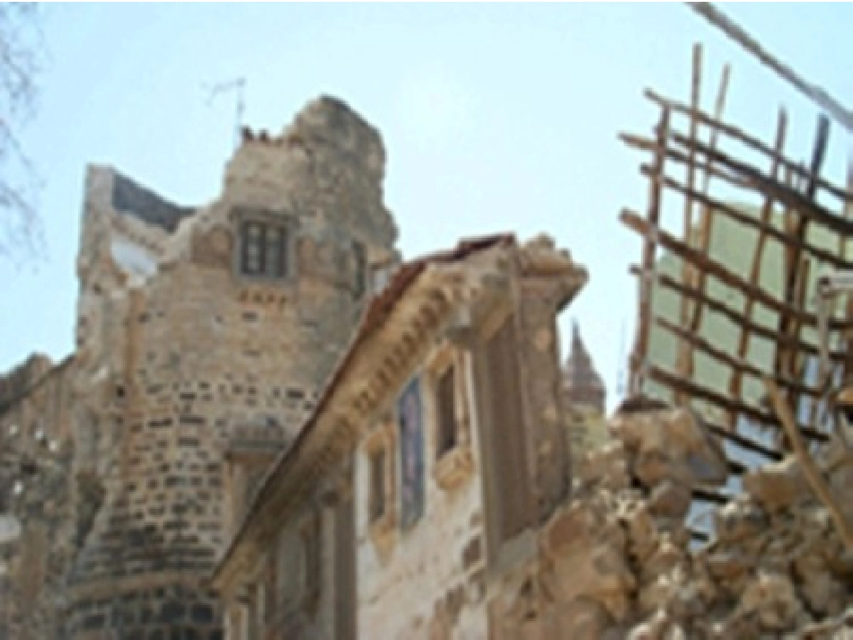 地震中的父与子()_第2页