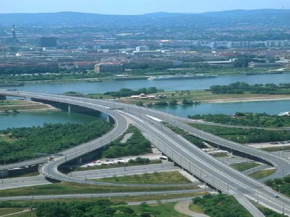 高中地理必修二第五章第二节交通运输布局变化的影响课件_第2页