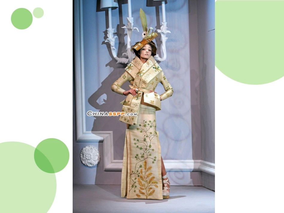 服装设计——服装设计的形式美法则_第3页