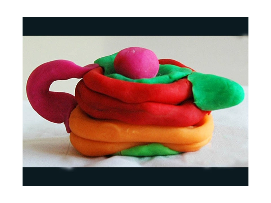 小学三年级上册湘教版美术第6课《盘泥条》55_第2页