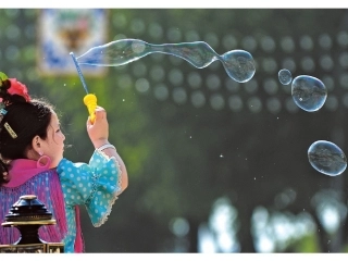 《泡泡飞啊飞》-郭建莹