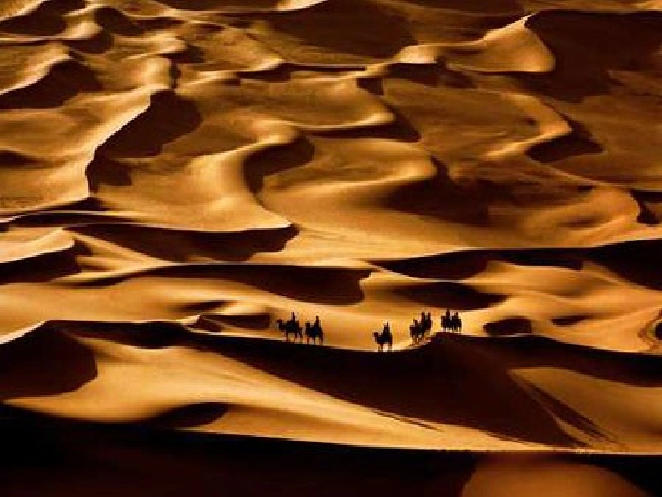 边塞诗鉴赏课件_第2页