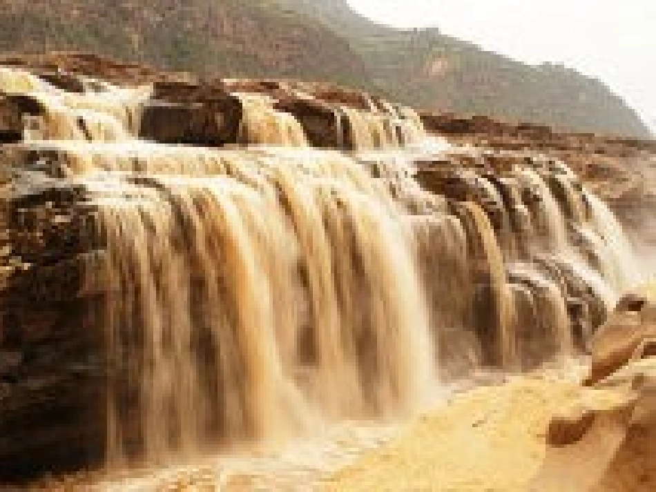 黄河颂课件1_第3页