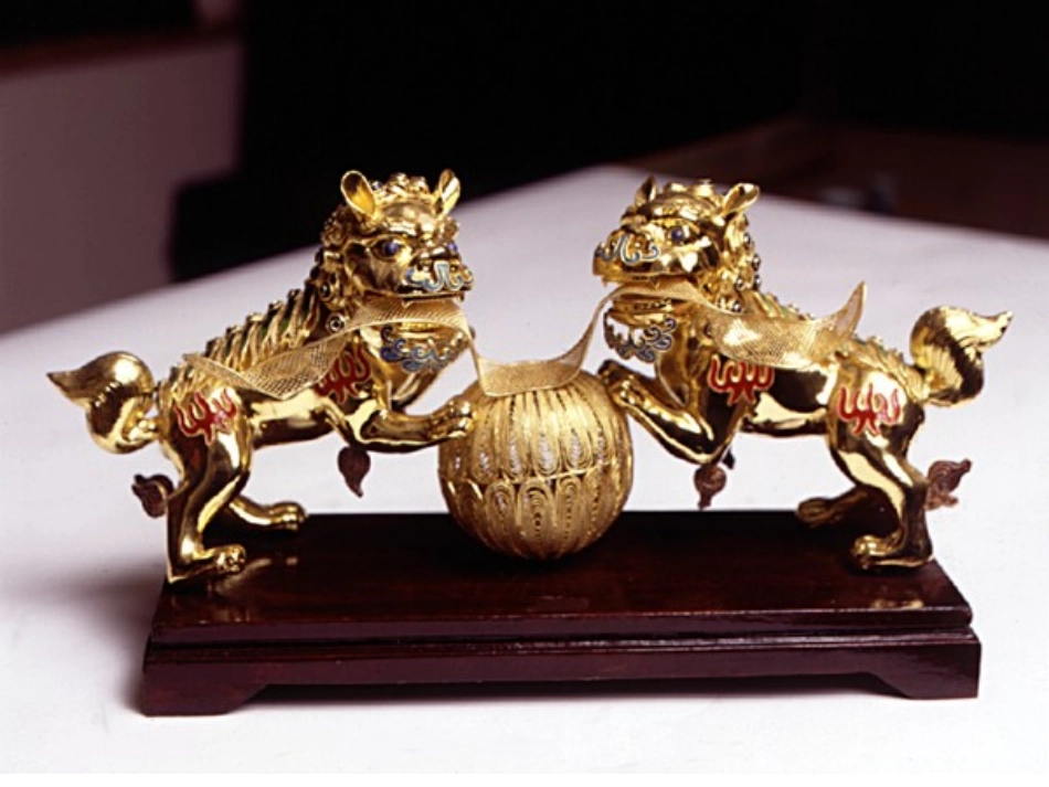 轴对称图形课件_第2页