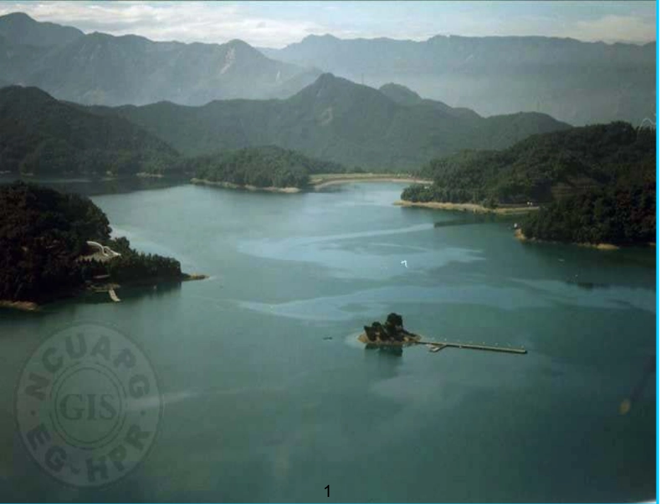 人教版小学语文二年级《日月潭》教学课件_第2页