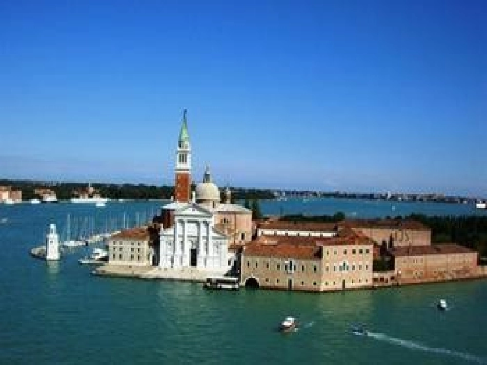 威尼斯的小艇(课件）_第3页