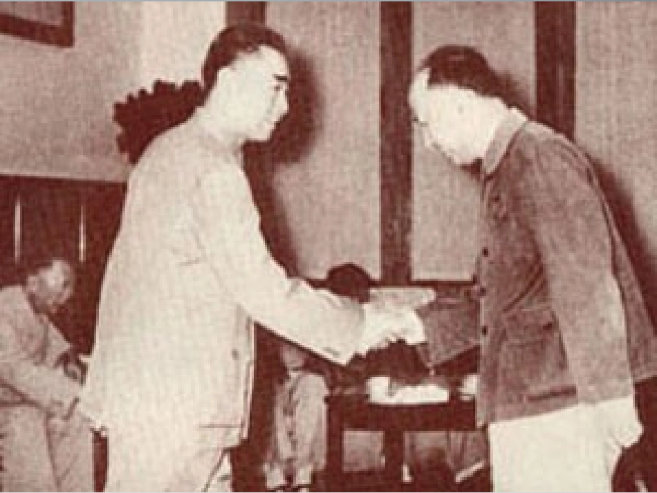 高中英语 Unit1(Great scientists)Listening & Speaking课件 新人教版必修5 课件_第2页