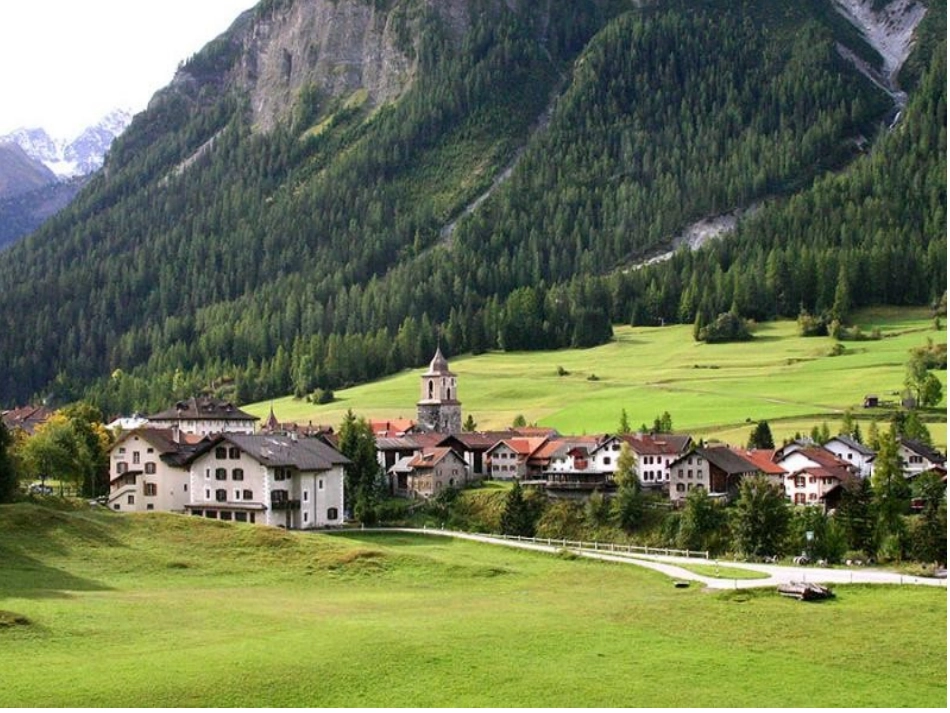 《快乐的铁匠》PPT_第3页