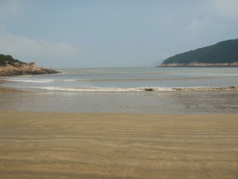 沙滩上的童话PPT_第3页