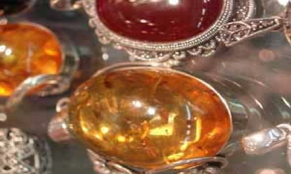 《琥珀》课件(1)