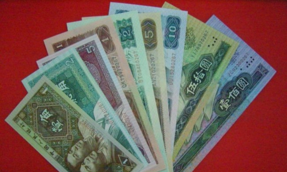 九年级语文上册 第五单元 综合性学习 金钱，共同面对的话题课件 新人教版 课件