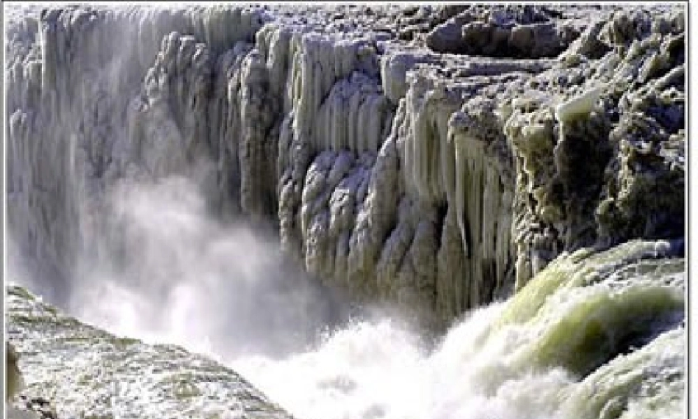 山东地区地理学科人教新课标八年级上册第二章第三节第二个标题黄河的治理课件 山东省八年级地理学科第二章教案课件人教版 山东省八年级地理学科第二章教案课件人教版-2