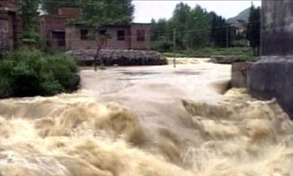 八年级语文上册 第五单元 25 治水必躬亲课件 (新版)苏教版 课件