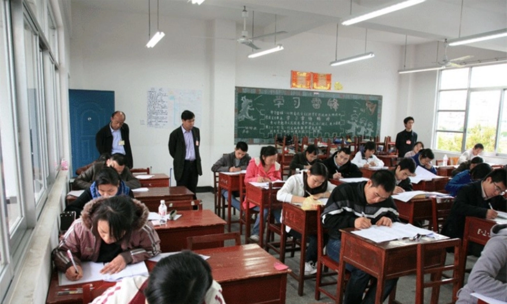 九年级政治 直面升学与就业课件 鲁教版 课件