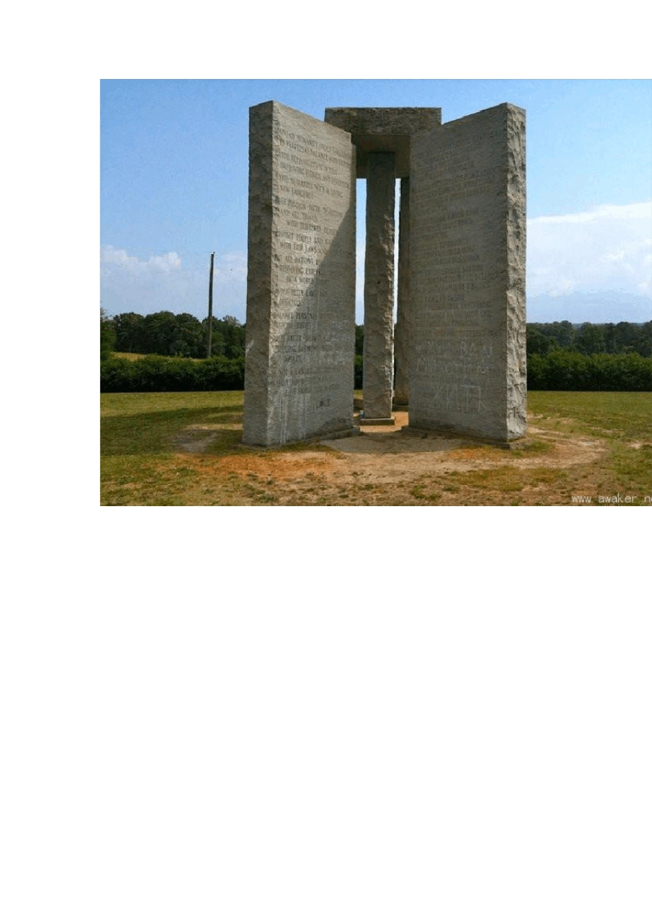 美国共济会设立巨型石碑要求将地球人口控制在5亿之内_第2页