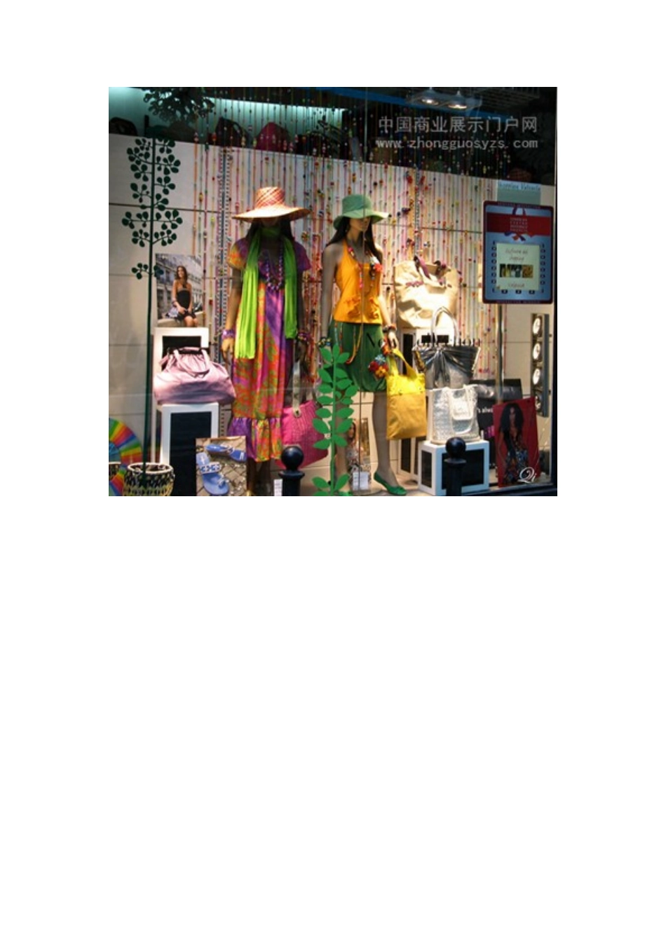 橱窗服装模特陈列的三要点_第3页