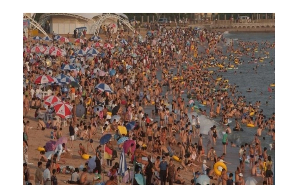 -八年级地理上册 第1章 第2节 众多的人口课件 （新版）商务星球版-（新版）商务星球版初中八年级上册地理课件