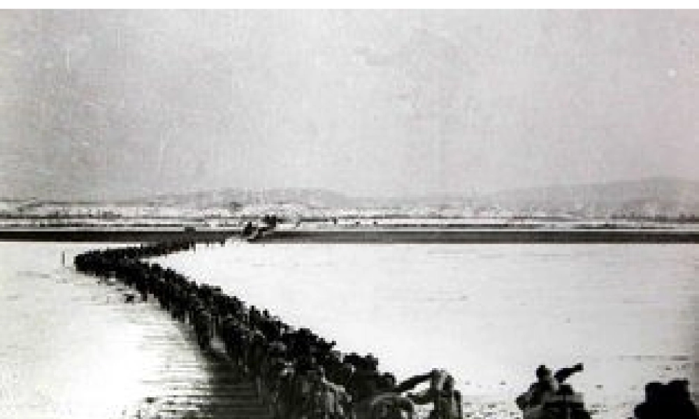 八年级历史下册 第一学习主题 中华人民共和国的成立和巩固 第2课 新中国政权的巩固课件 川教版-川教版初中八年级下册历史课件