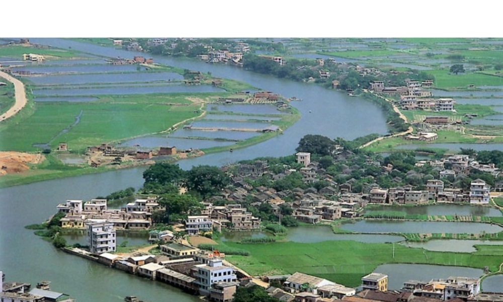 八年级地理下册 第七单元 第三节 珠江三角洲区域的外向型经济课件 （新版）湘教版